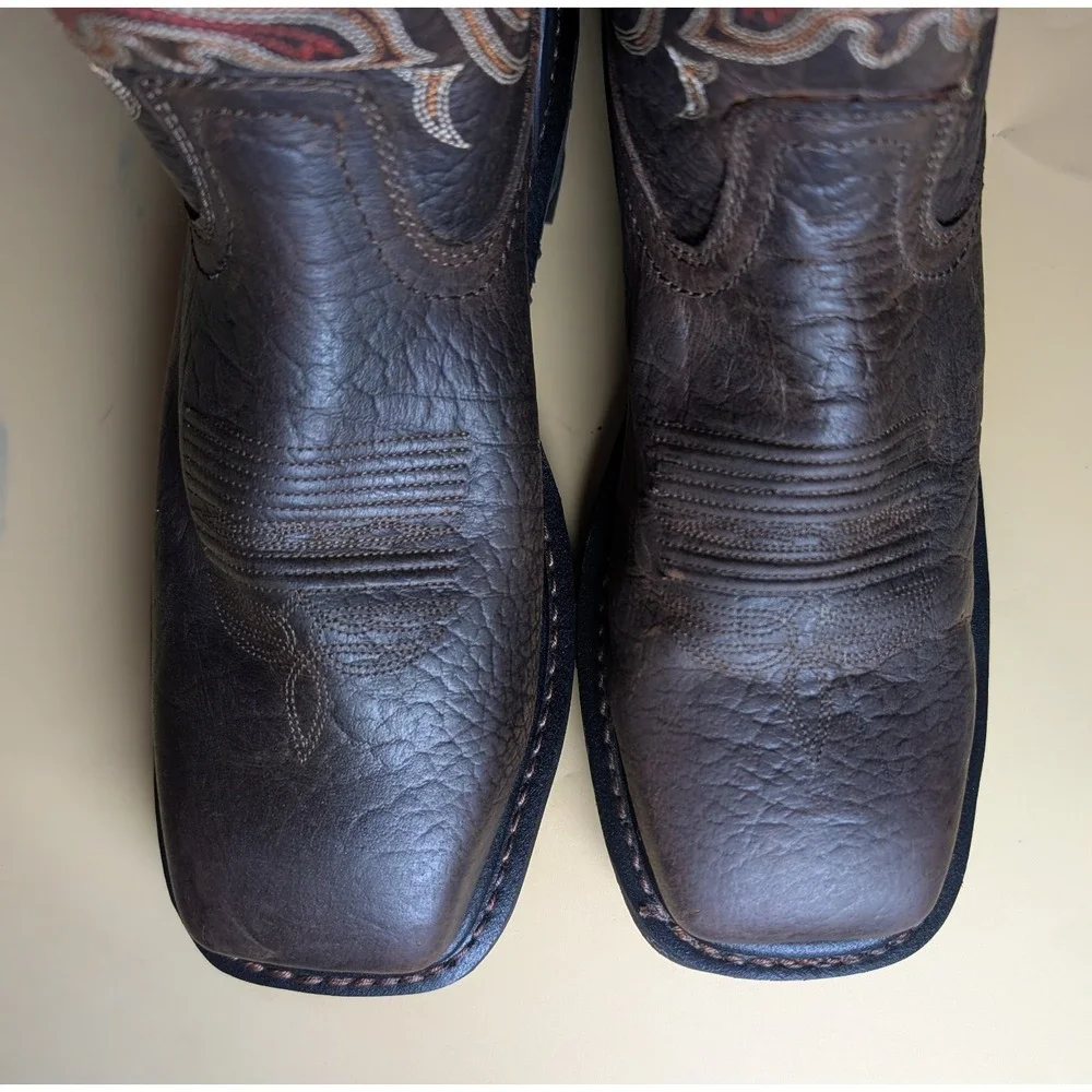 Justin Boots retails 260